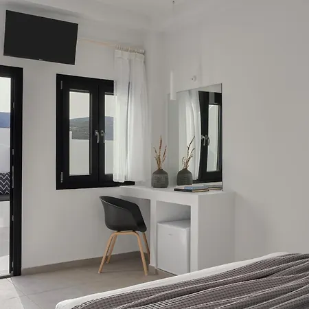 The Thermia Aparthotel Kythnos